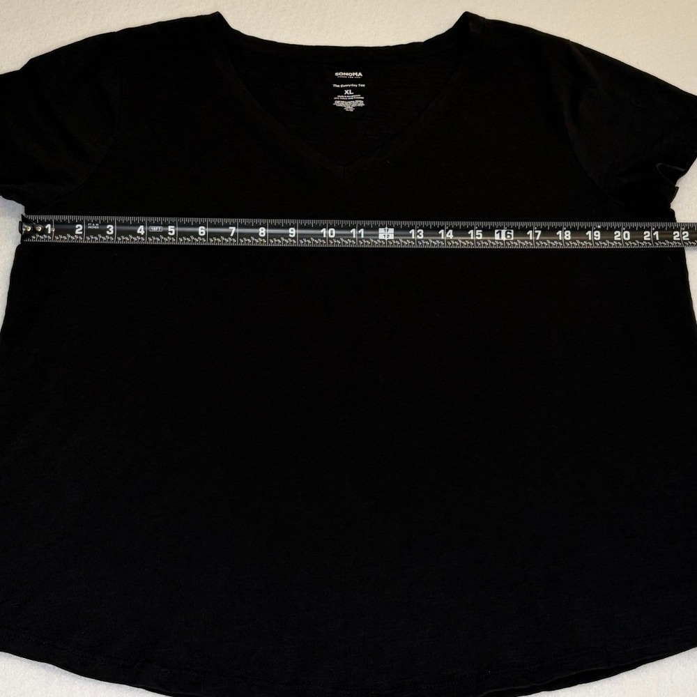 Sonoma Goods for Life The Everyday Tee Black V-Neck Short Sleeve Shirt XL - Picture 4 of 5